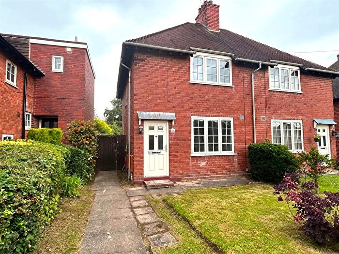 2 Bedroom Semi Detached House To Rent In Hay Green Lane, Bournville, Birmingham, B30