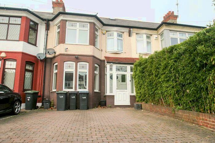 4 Bedroom Terraced House To Rent In Winchmore Hill, N21