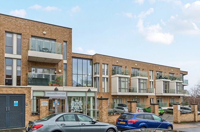 2 Bedroom Flat For Sale In Blessington Road, Lewisham, London, SE13