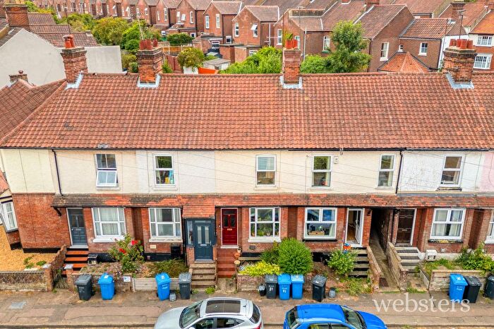 3 Bedroom Terraced House For Sale In Portersfield Road, Norwich, NR2