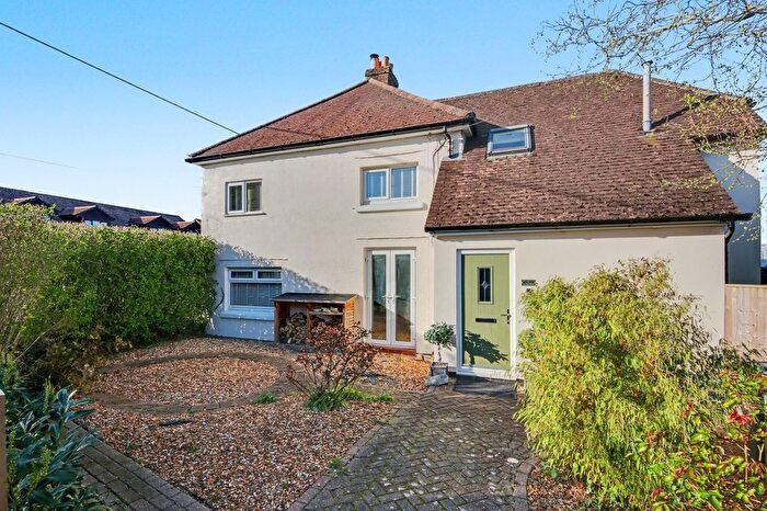 3 Bedroom Cottage For Sale In Forest Road, Waltham Chase, SO32