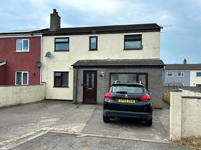 4 Bedroom Semi-detached House For Sale In Gaerwen Uchaf Estate, Gaerwen, Isle Of Anglesey, LL60