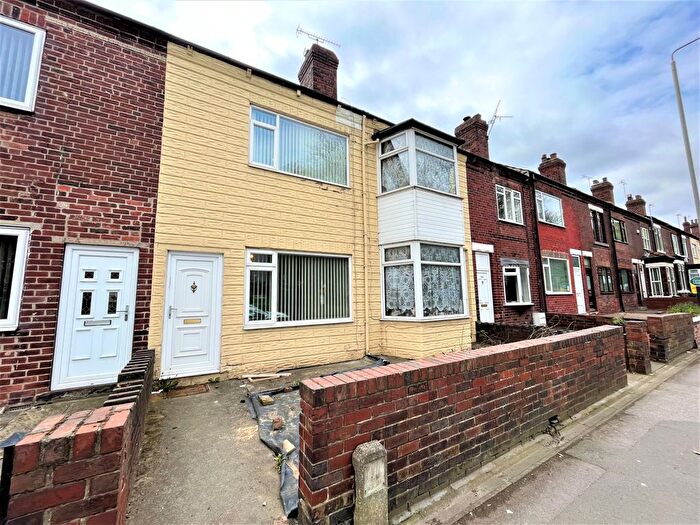 3 Bedroom Terraced House To Rent In Castleford Road, Normanton, WF6