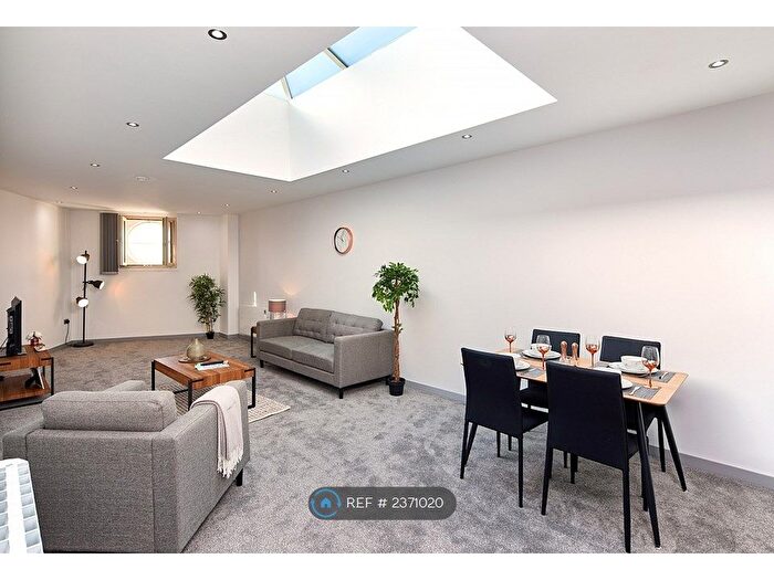 2 Bedroom Flat To Rent In Danum House, Doncaster, DN1