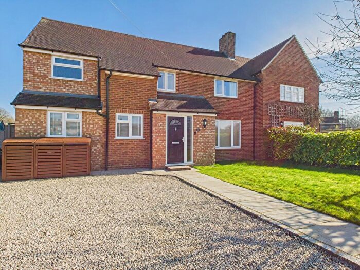 3 Bedroom Semi-Detached House To Rent In Jones Way, Hedgerley, Berkshire, SL2