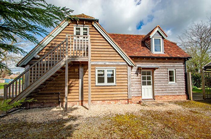 2 Bedroom Detached House To Rent In Blewbury Road, East Hagbourne, Didcot, Oxfordshire, OX11