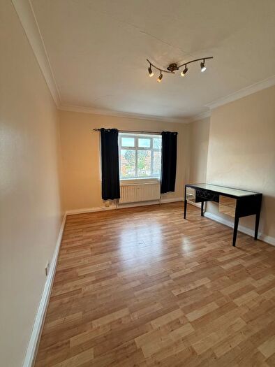 1 Bedroom Flat To Rent In Bromley Hill, Bromley, BR1