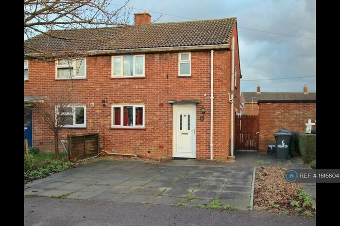 4 Bedroom Semi-Detached House To Rent In Keates Road, Cambridge, CB1