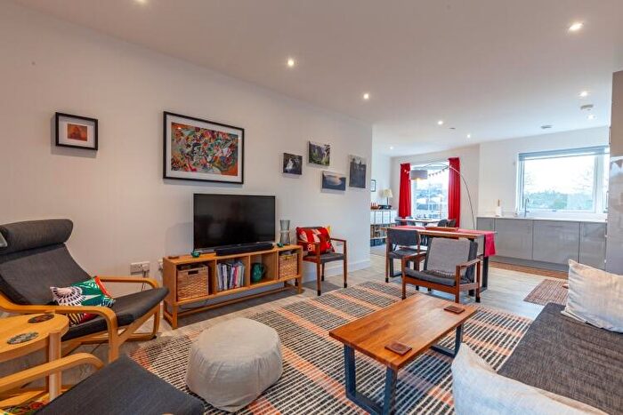 2 Bedroom Apartment To Rent In Meadowsweet Way, Headington, OX3