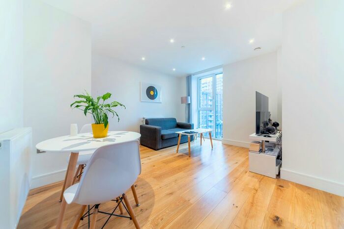 Studio To Rent In Sovereign Tower, Emily Street, Canning Town, London, E16