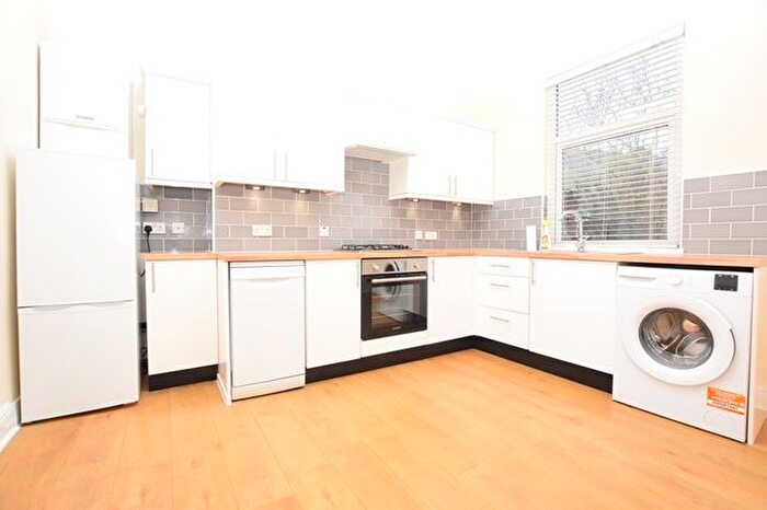 3 Bedroom Property To Rent In Spring House Road, Sheffield, S10