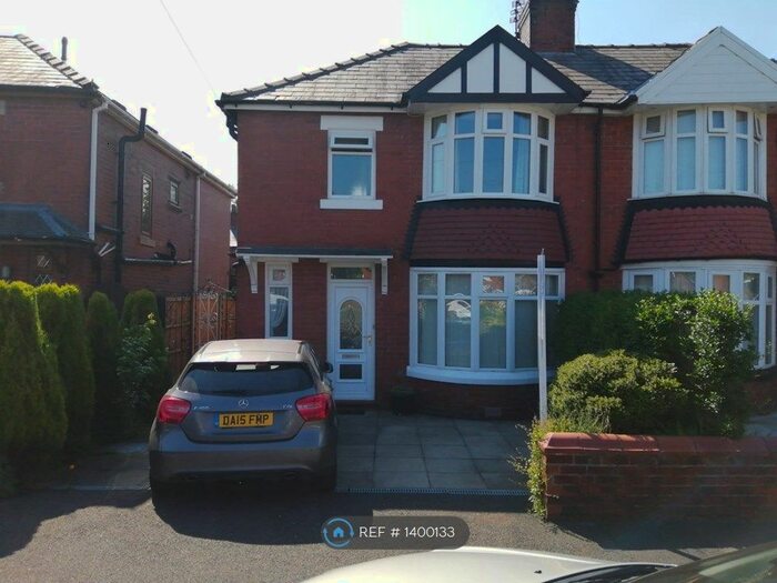 3 Bedroom Semi-Detached House To Rent In Southerly Crescent, Manchester, M40