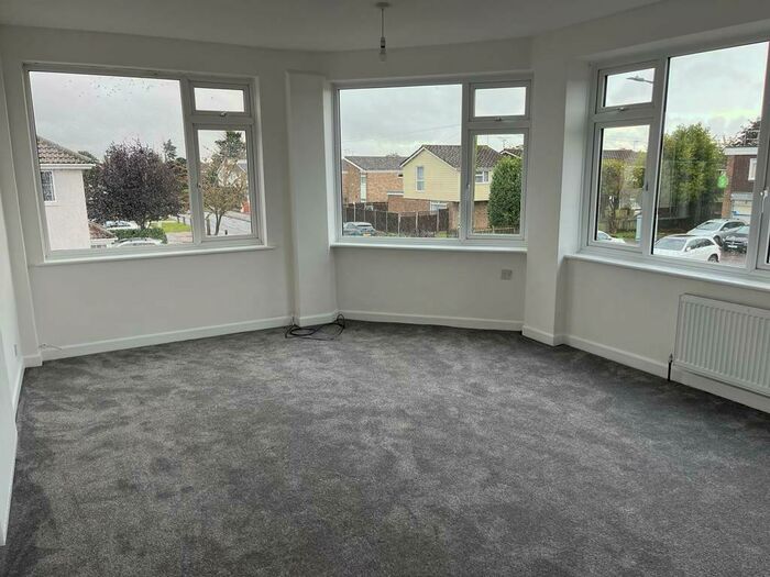 2 Bedroom Flat To Rent In Furtherwick Road, Canvey Island, Essex, SS8