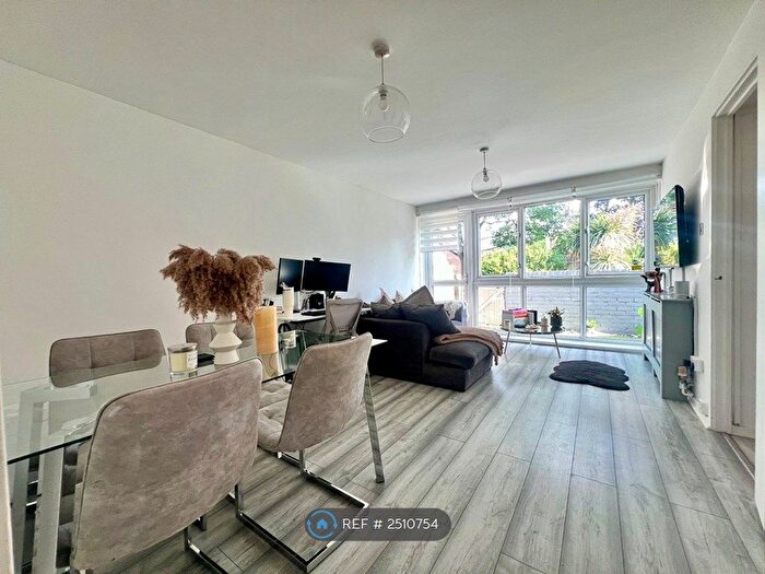 1 Bedroom Flat To Rent In Hervey Road, London, SE3