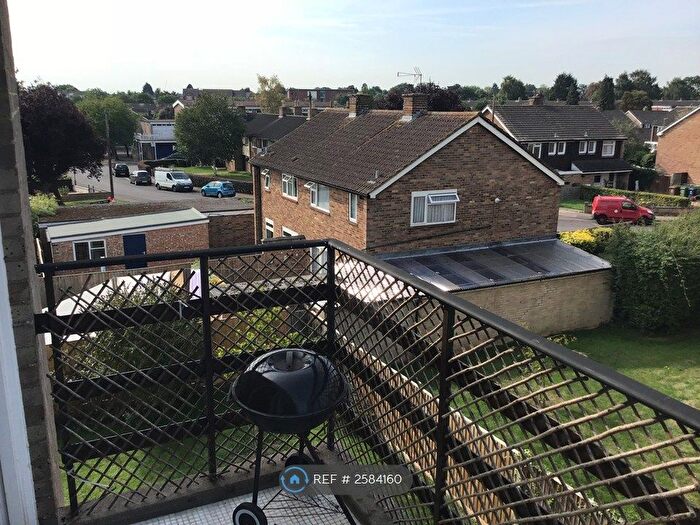 2 Bedroom Flat To Rent In Park Close, Oxford, OX2