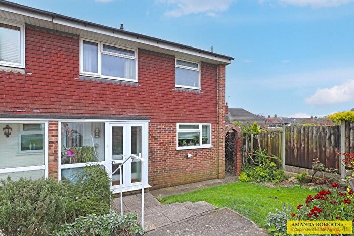 3 Bedroom Semi Detached House To Rent In Faversham Avenue, London, E4