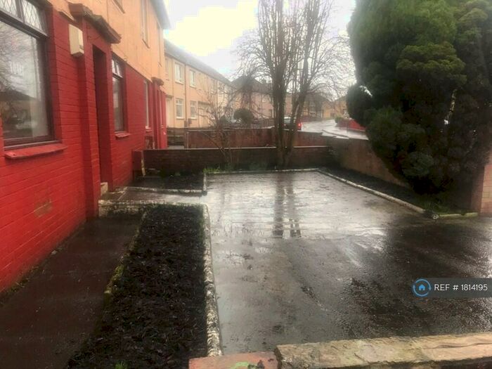 2 Bedroom Flat To Rent In Pollock Crescent, Kilwinning, KA13