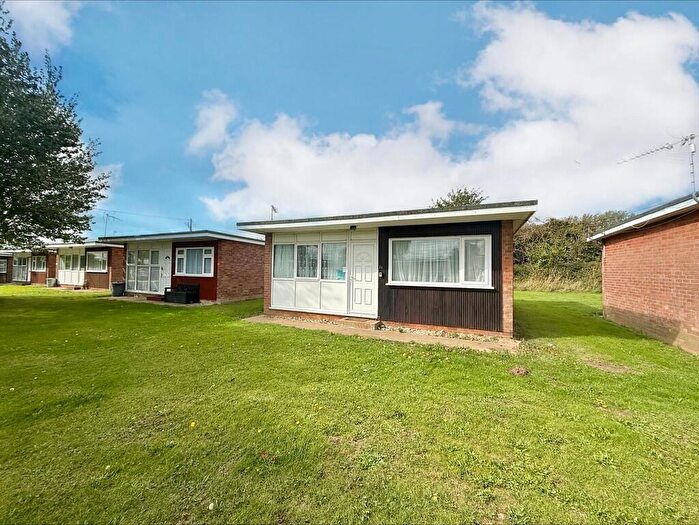 2 Bedroom Chalet For Sale In Beach Road, Hemsby, NR29