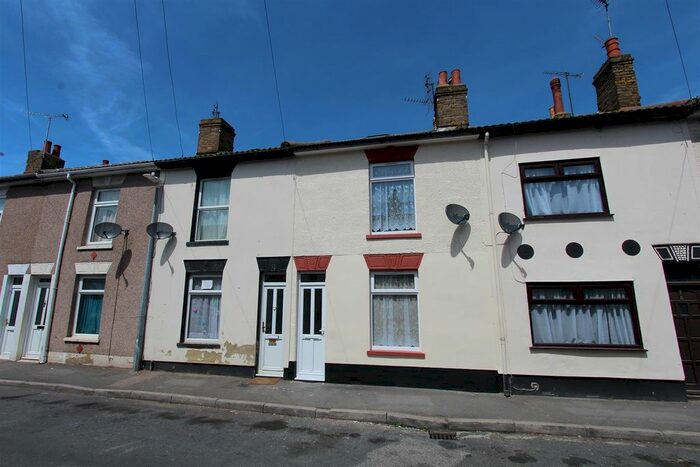 3 Bedroom Terraced House To Rent In Alma Street, Sheerness, Kent, ME12