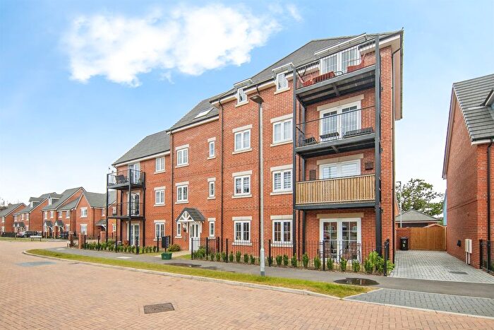 2 Bedroom Flat For Sale In James Ward Road, Colchester, CO2