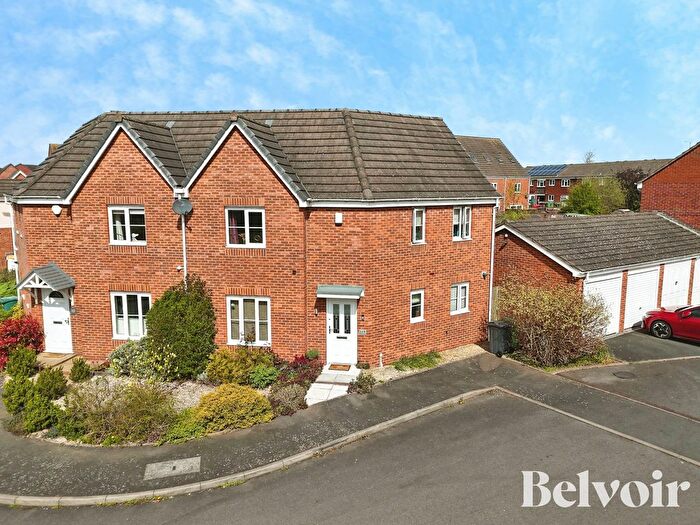 3 Bedroom Semi-Detached House For Sale In Windrush Close, Pelsall, Walsall, WS3