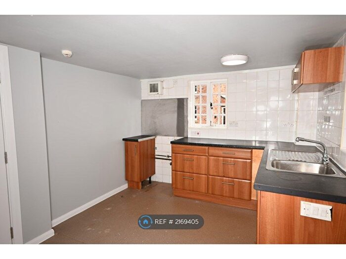 2 Bedroom Detached House To Rent In Oakenholt Ln., Mold, CH7