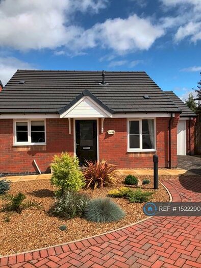 2 Bedroom Bungalow To Rent In Sartfield Road, Forest Town, Mansfield, NG19