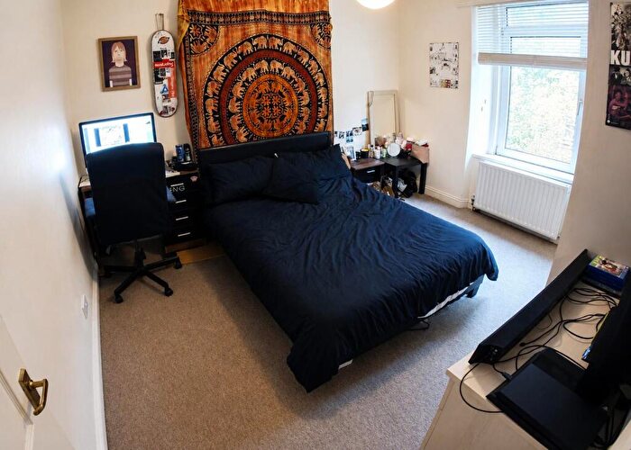 3 Bedroom Apartment To Rent In Bellevue Terrace, BS8