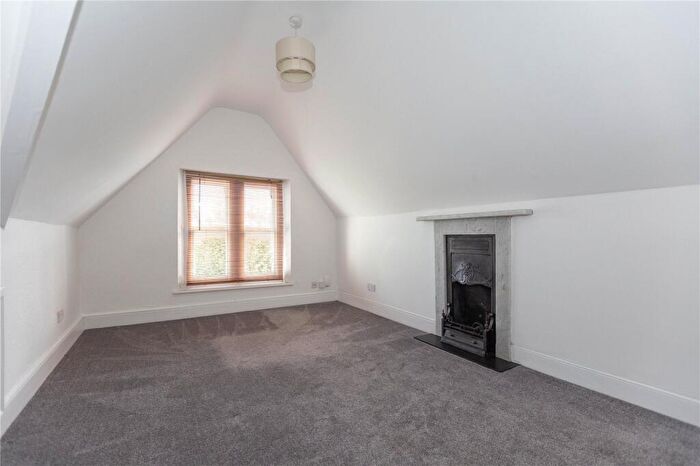 1 Bedroom Apartment To Rent In Henleaze Gardens, Henleaze, Bristol, BS9
