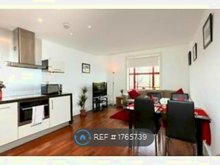 1 Bedroom Flat To Rent In Highbury Stadium Square, London, N5