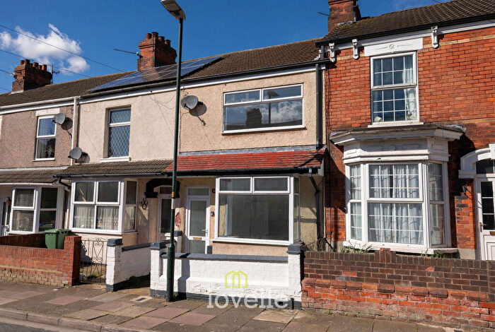 3 Bedroom Terraced House For Sale In College Street, Cleethorpes, DN35