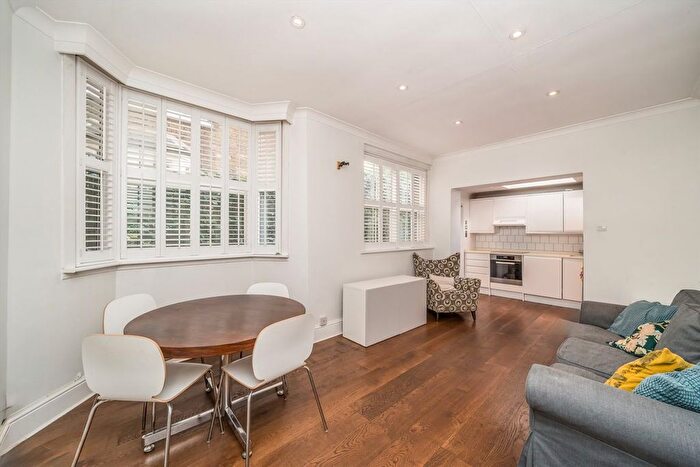 2 Bedroom Flat To Rent In Crewdson Road, London, SW9