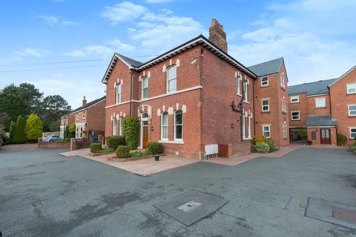 2 Bedroom Apartment To Rent In Dean Court, Bamber Bridge, Preston, Lancashire, PR5