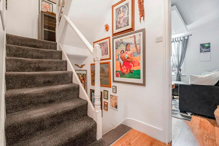 3 Bedroom Terraced House For Sale In Auckland Road, Tunbridge Wells, Kent, TN1