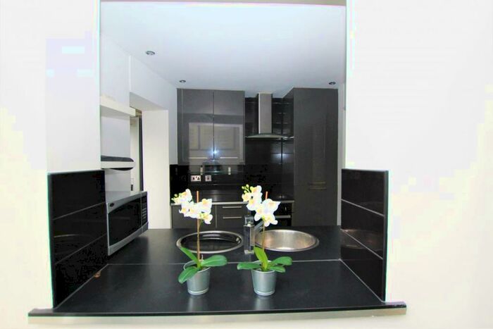 1 Bedroom Flat To Rent In Laurel Bank Road, Enfield, EN2