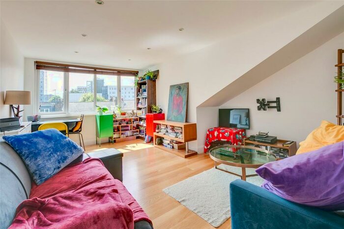 2 Bedroom Apartment To Rent In Brondesbury Road, London, NW6