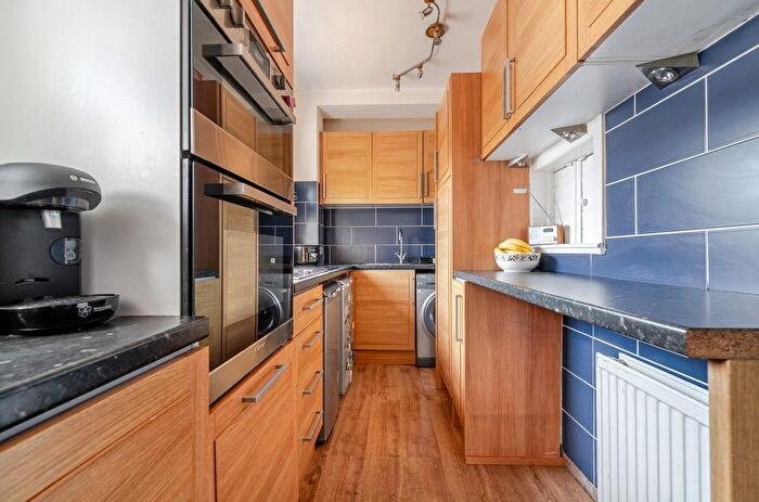 3 Bedroom End Of Terrace House For Sale In Colley End Road, Paignton, Devon, TQ3