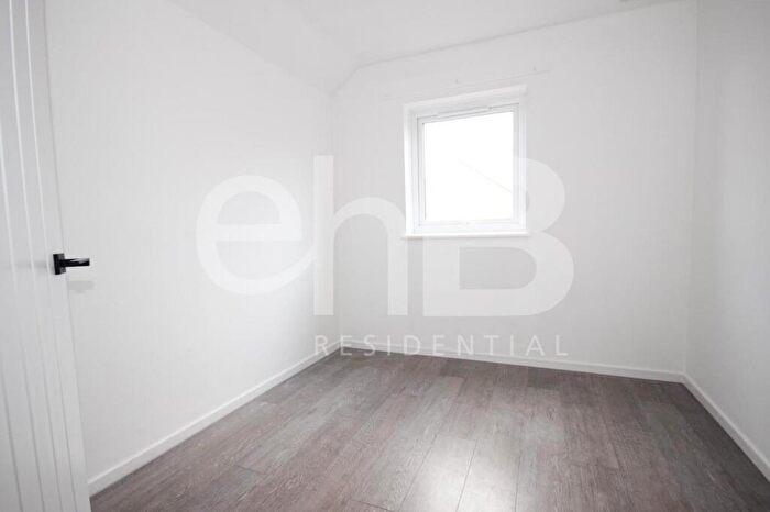 2 Bedroom Apartment To Rent In Saltisford, Warwick, CV34