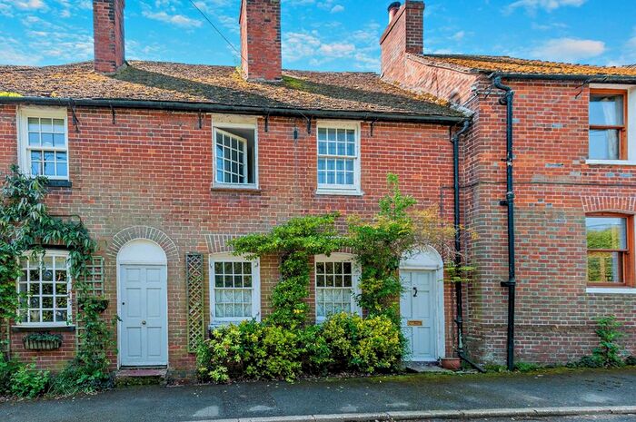 3 Bedroom Cottage For Sale In Bekesbourne Hill, Bekesbourne, Canterbury, CT4