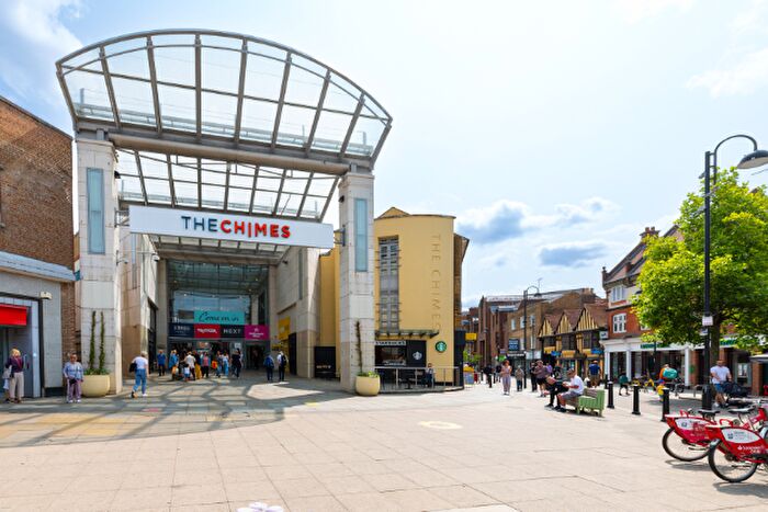 1 Bedroom Flat For Sale In Clayton Road, Hayes, UB3