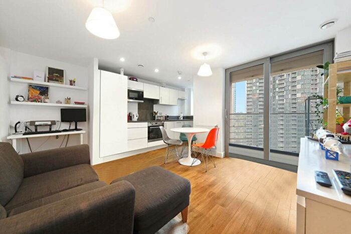 Studio To Rent In Cornmill Lane, Lewisham, London, SE13