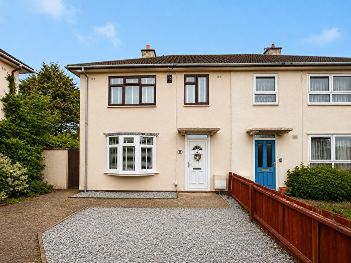 3 Bedroom Semi-Detached House For Sale In Simmins Crescent, Eyres Monsell, Leicester, LE2