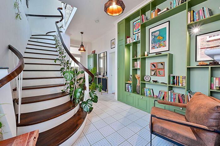 4 Bedroom Detached House To Rent In The Avenue, St Margarets, Twickenham, TW1