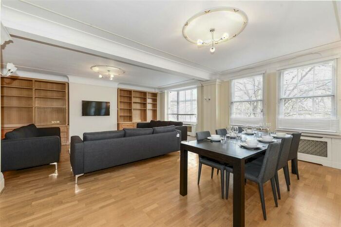 4 Bedroom Flat To Rent In Strathmore Court, Park Road, London, NW8
