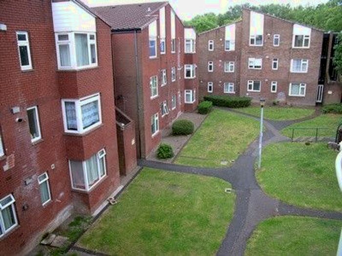 Studio To Rent In Downton Court, Deercote, Telford, Shropshire TF3