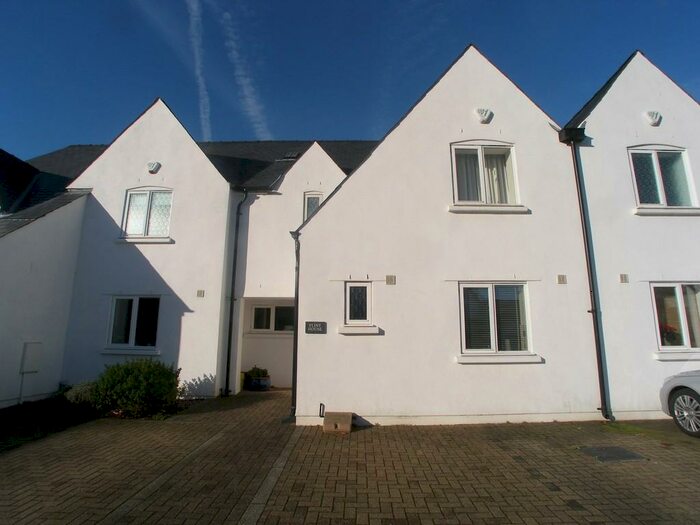 3 Bedroom Town House To Rent In Flint House, Church Street, Cowbridge, CF71