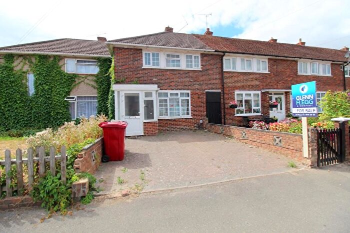 3 Bedroom Terraced House For Sale In Trelawney Avenue, Langley, SL3