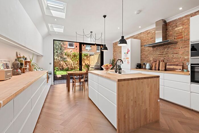4 Bedroom Terraced House For Sale In Allestree Road, Fulham, SW6