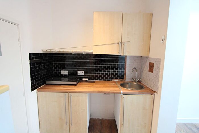 Studio To Rent In Beckford Road, Croydon, CR0