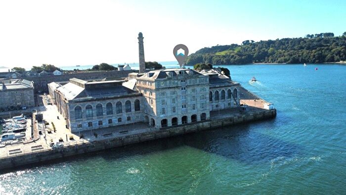 3 Bedroom Flat For Sale In The Brewhouse, Royal William Yard, Plymouth, PL1